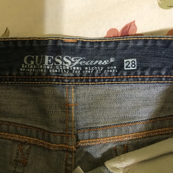 Guess shorts - Picture 3 of 7